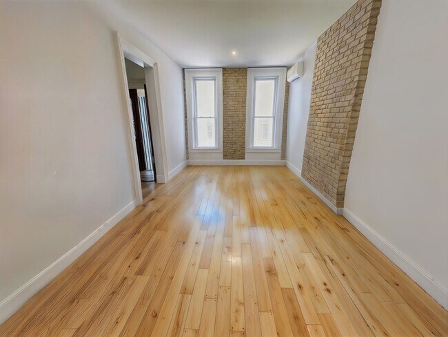 property at 29 Moffat St