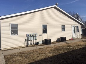 Camp Grove Apartments in Camp Grove, IL - Building Photo - Building Photo