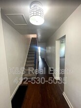 221 Orchard Pl in Pittsburgh, PA - Building Photo - Building Photo