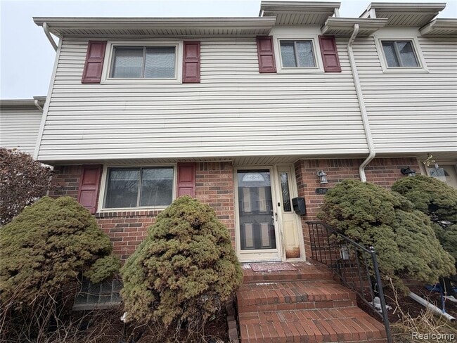 1780 E Thirteen Mile Rd