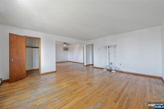 416 7th St in Fairview, NJ - Building Photo - Building Photo