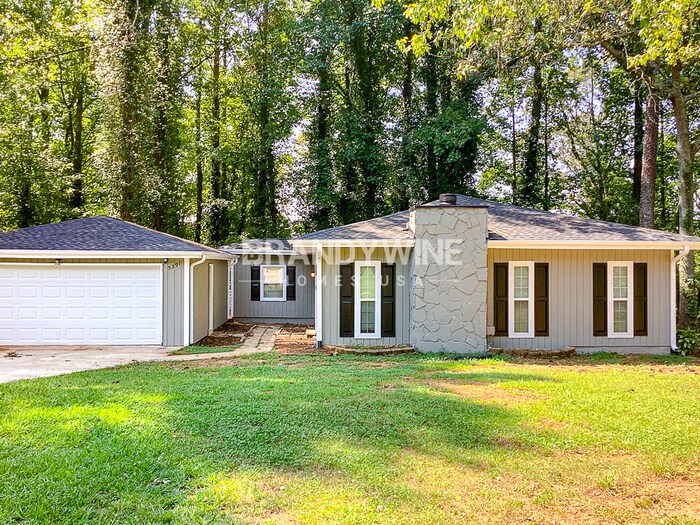 5391 Hall Cir in Union City, GA - Building Photo