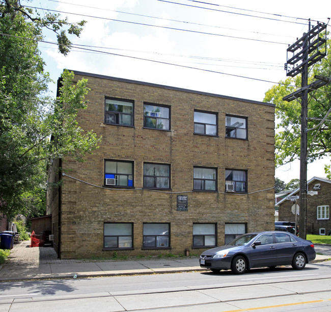 29 Kildonan Rd in Toronto, ON - Building Photo - Primary Photo