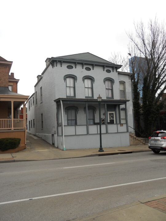 215 S Limestone in Lexington, KY - Building Photo