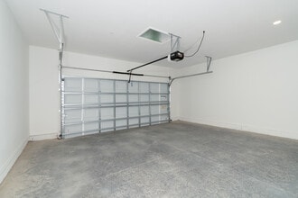 Summer Pointe Village in Summerfield, FL - Foto de edificio - Interior Photo