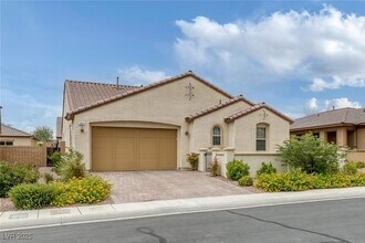 489 Intonation St in Henderson, NV - Building Photo - Building Photo