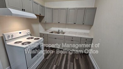 628 E Fairhaven Ave in Burlington, WA - Building Photo - Building Photo