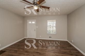 200 Opal Ave in Hueytown, AL - Building Photo - Building Photo