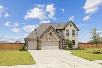 200 Vly Rnch Trl in Dayton, TX - Building Photo - Building Photo