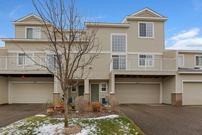 property at 17872 66th Ave N