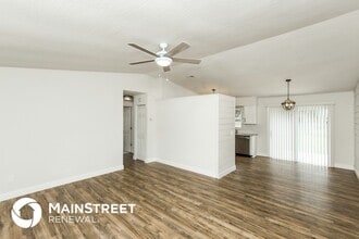 764 Gelaso St SW in Palm Bay, FL - Building Photo - Building Photo