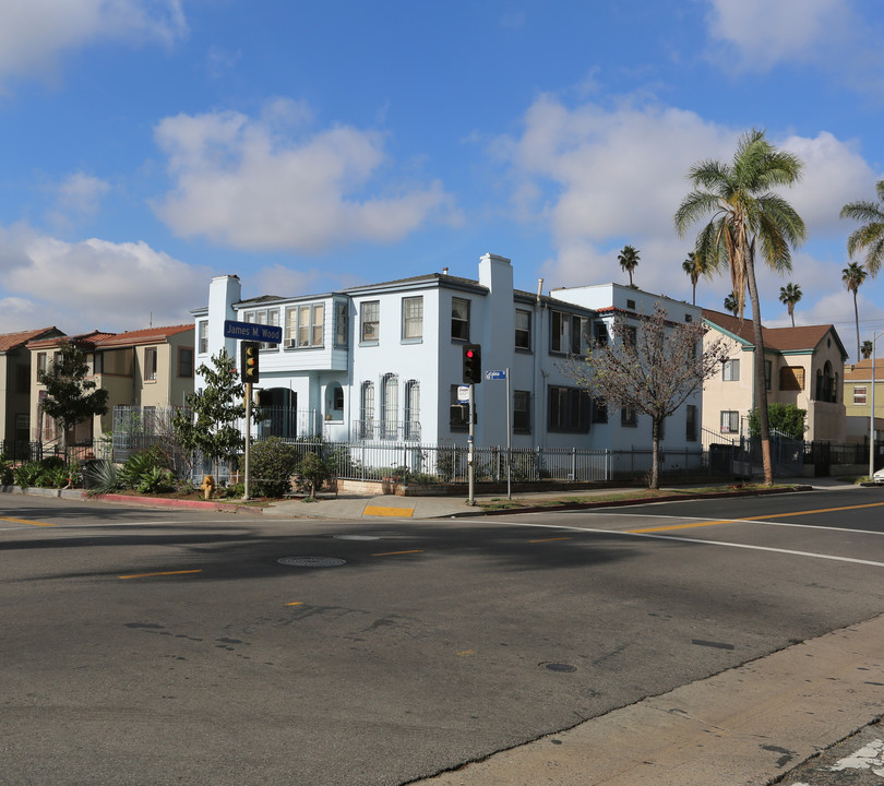 901 S Catalina St in Los Angeles, CA - Building Photo