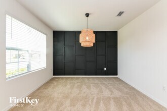 3345 Wellborn Dr in Davenport, FL - Foto de edificio - Building Photo