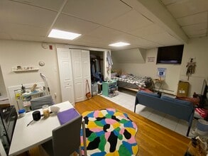 30 Irving St, Unit B in Boston, MA - Building Photo - Building Photo