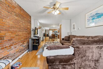 70 S 15th St in Pittsburgh, PA - Building Photo - Building Photo