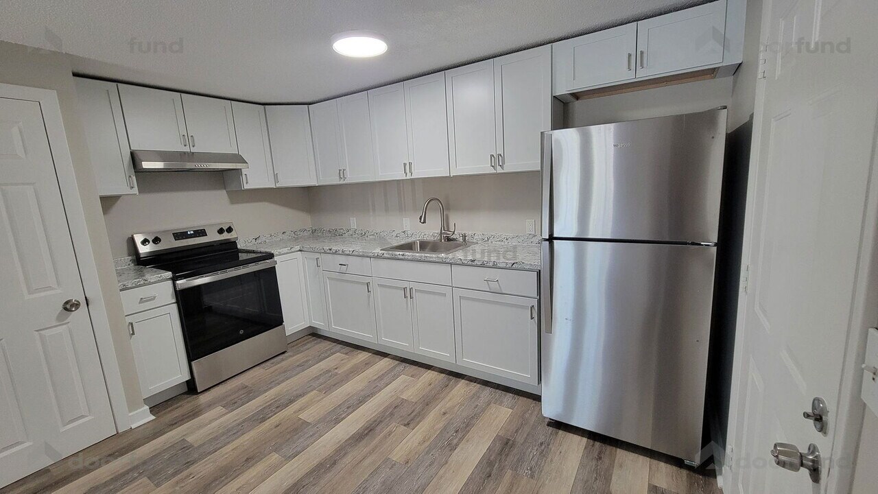 156 Columbus St in Fitchburg, MA - Building Photo
