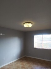 6746 SW 115th Ct-Unit -207 in Miami, FL - Foto de edificio - Building Photo
