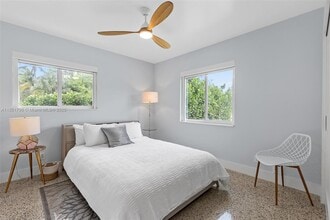 340 Bamboo Rd in West Palm Beach, FL - Building Photo - Building Photo