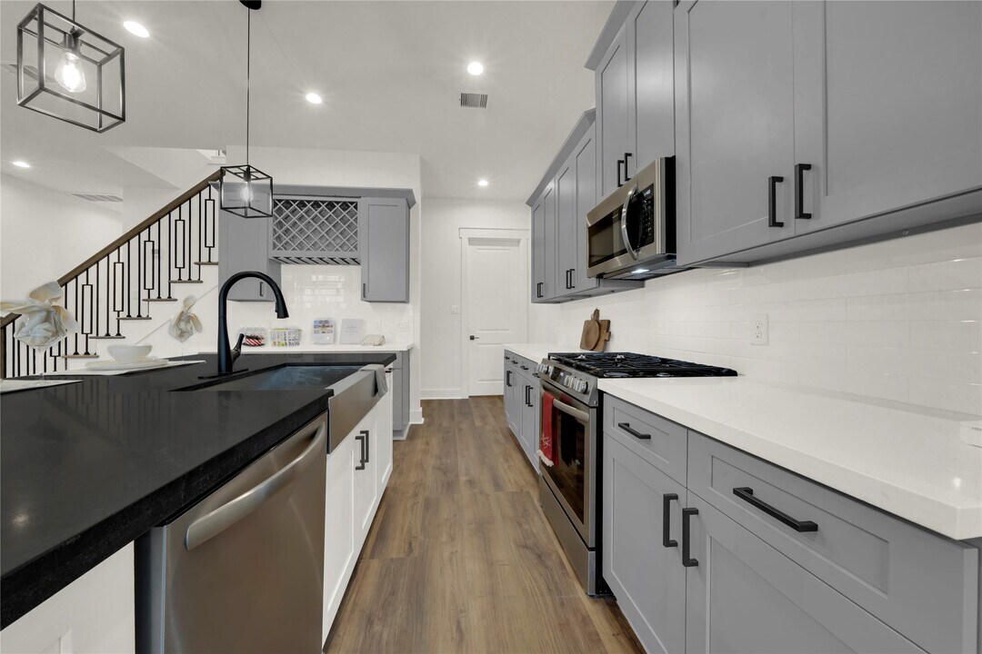 4916 Lavender St in Houston, TX - Building Photo