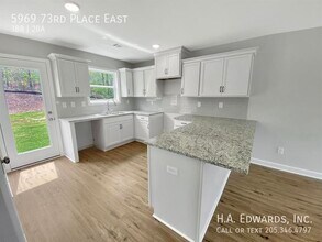 5969 73rd E Pl in Cottondale, AL - Building Photo - Building Photo