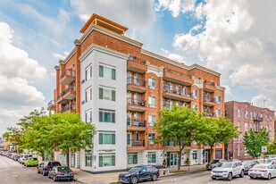 69-14 41st Ave in Woodside, NY - Building Photo