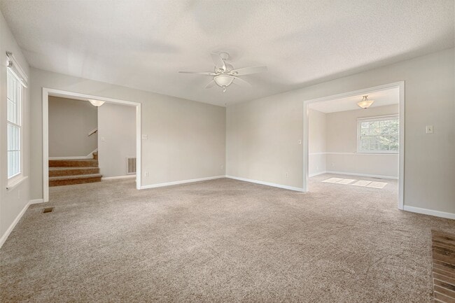 18 Treeline Dr in Durham, NC - Building Photo - Building Photo