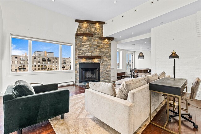 property at 33 Commercial Wharf