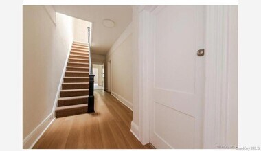 959 Van Nest Ave in Bronx, NY - Foto de edificio - Building Photo