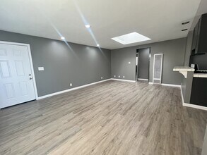 828 Obispo Ave in Long Beach, CA - Building Photo - Building Photo