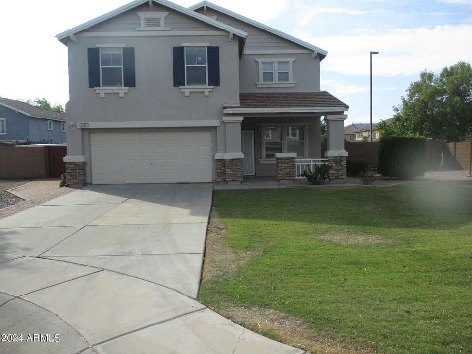 2501 E Dublin Ct in Gilbert, AZ - Foto de edificio