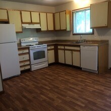 168 Mulloy Rd in Waterbury, CT - Foto de edificio - Building Photo