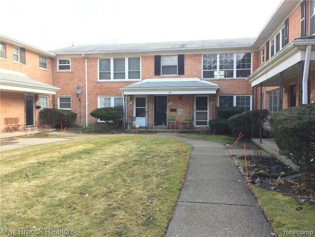 property at 3210 Shenandoah Dr