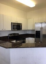 10983 NW 79th St in Miami, FL - Building Photo - Building Photo
