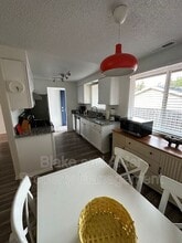 5934 SW 30th Ave in Portland, OR - Building Photo - Building Photo