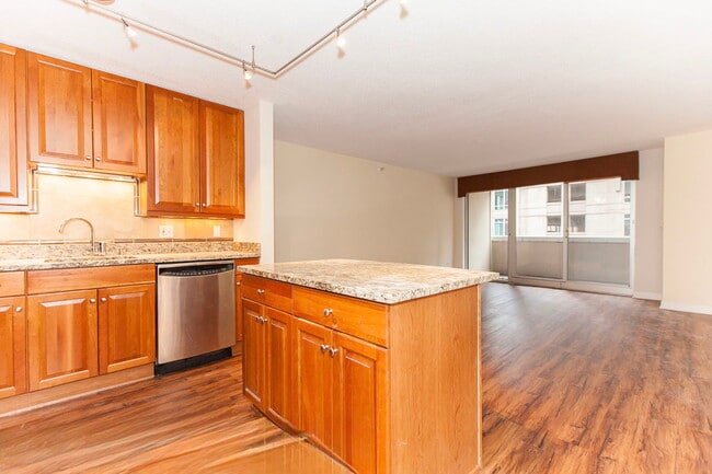 property at 545 N Dearborn St