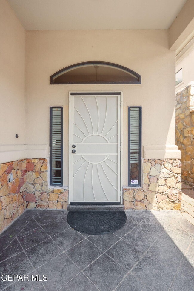 5717 Caprock Ct in El Paso, TX - Building Photo - Building Photo