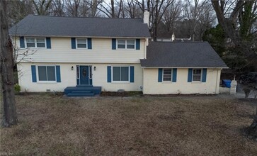 405 Lamp Post Dr in Chesapeake, VA - Foto de edificio - Building Photo