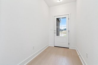 7004 Orange Ave in Bentonville, AR - Building Photo - Building Photo