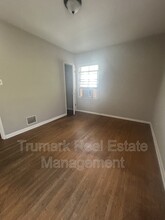 3745 Los Feliz Blvd in Los Angeles, CA - Building Photo - Building Photo