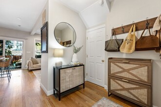 39 I St in Boston, MA - Building Photo - Building Photo