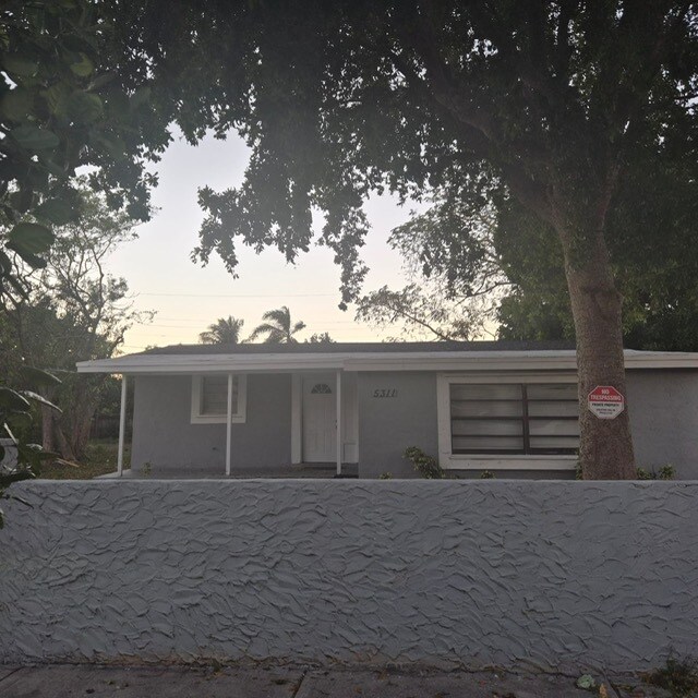 5311 NE 10th Ave, Unit B in Pompano Beach, FL - Building Photo