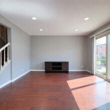 1527 Mohawk Trail in Wheeling, IL - Building Photo - Building Photo