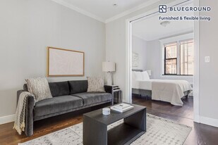 290 W 12th St in New York, NY - Building Photo