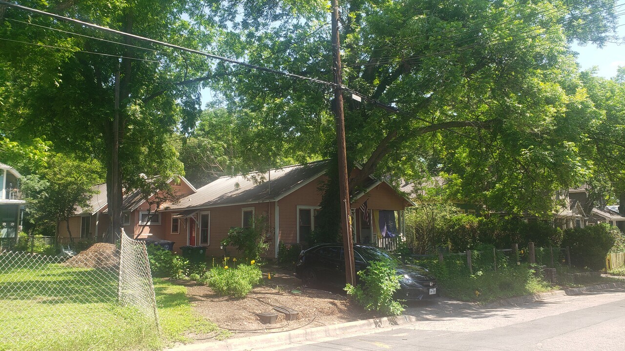 4517 Avenue F in Austin, TX - Building Photo