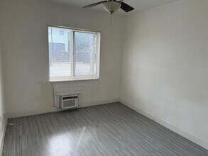 405 53rd St in West Palm Beach, FL - Building Photo - Building Photo