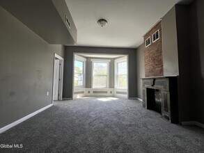 57 5th Ave in Troy, NY - Building Photo - Building Photo