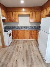 13696 Gaffney Ln in Oregon City, OR - Building Photo - Building Photo