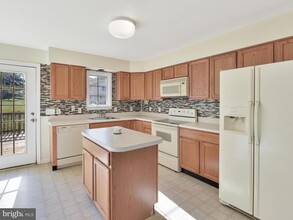 5801 Tobery Rd, Unit 2 in Frederick, MD - Building Photo - Building Photo
