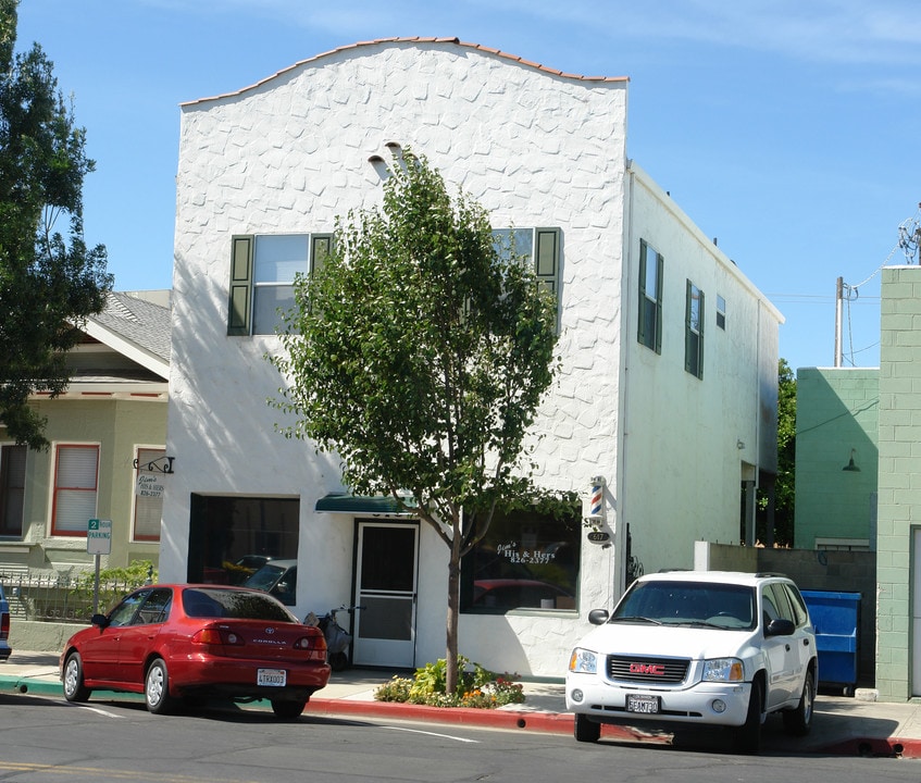 617 J St in Los Banos, CA - Building Photo