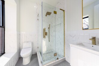 109 Decatur St-Unit -3 in Brooklyn, NY - Building Photo - Building Photo